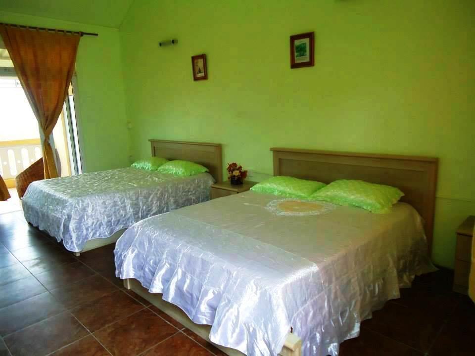 Coralie La Diffe'Rence Guest House Port Mathurin Buitenkant foto